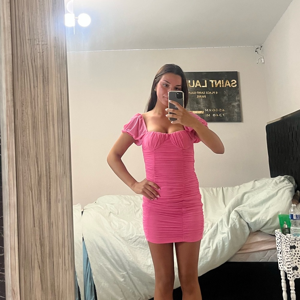 That's So Fetch Tomin Dress Small -- Hot Pink